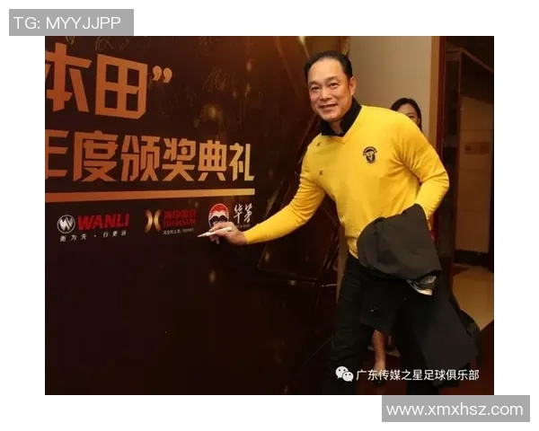 探索足球之星的辉煌旅程与背后的故事尽在世界足球明星杂志中